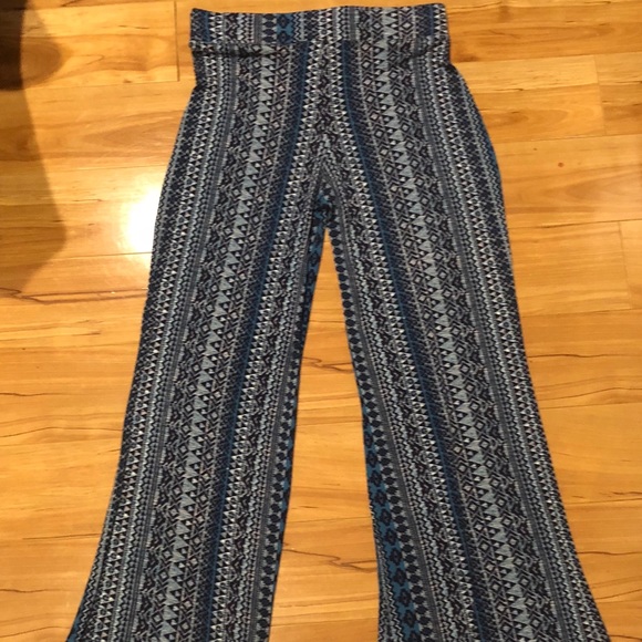 Mossimo Supply Co. Pants - Flared fashion pants